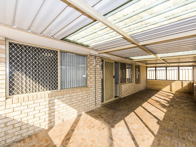 19 Leeuwin Parade, Rockingham WA 6168