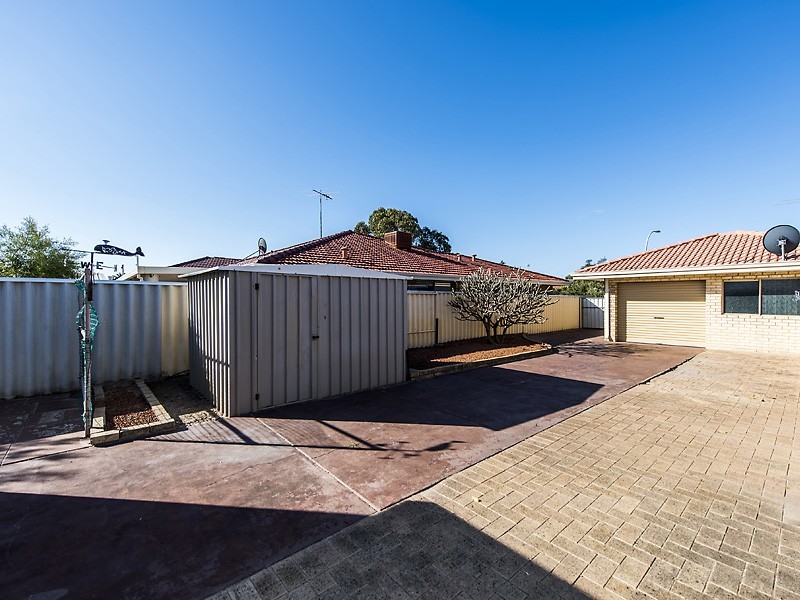 19 Leeuwin Parade, Rockingham WA 6168