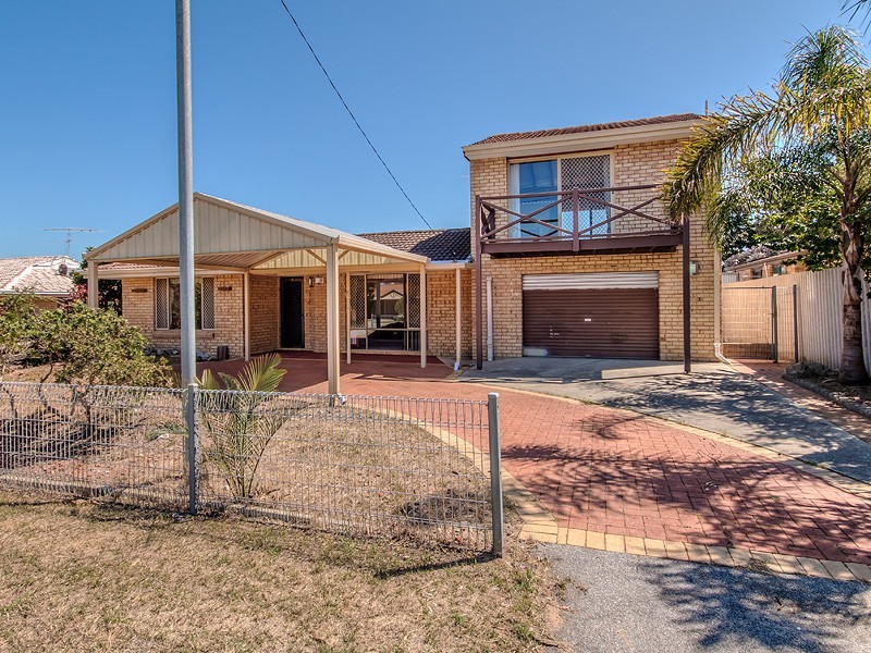 19 LARKIN COURT, Medina WA 6167