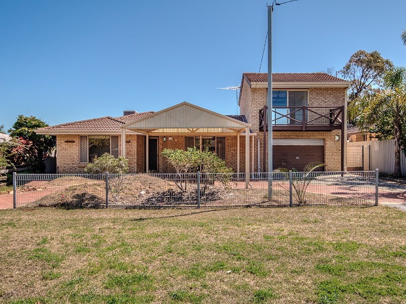 19 LARKIN COURT, Medina WA 6167