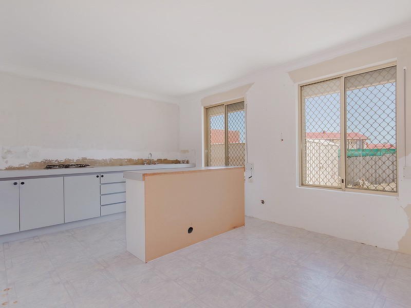 19 LARKIN COURT, Medina WA 6167