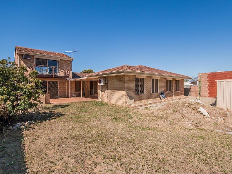 19 LARKIN COURT, Medina WA 6167