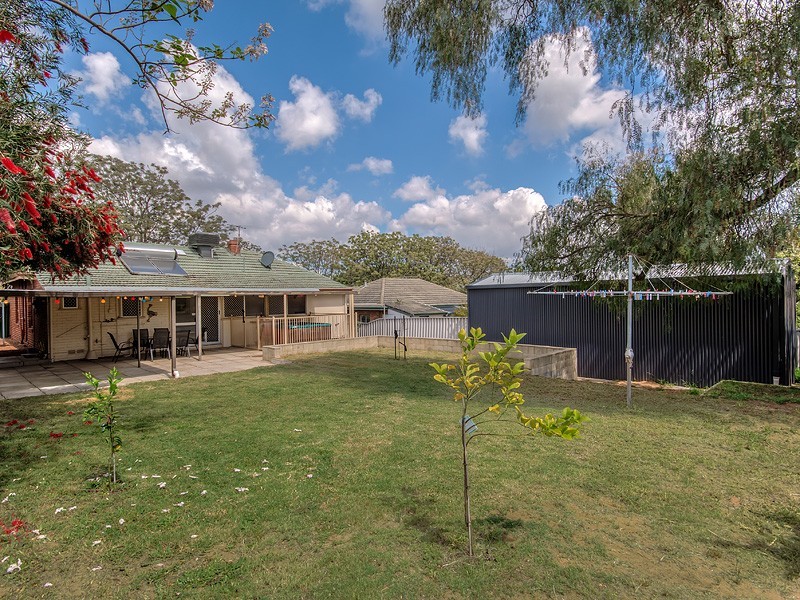 7 LARKIN COURT, Medina WA 6167