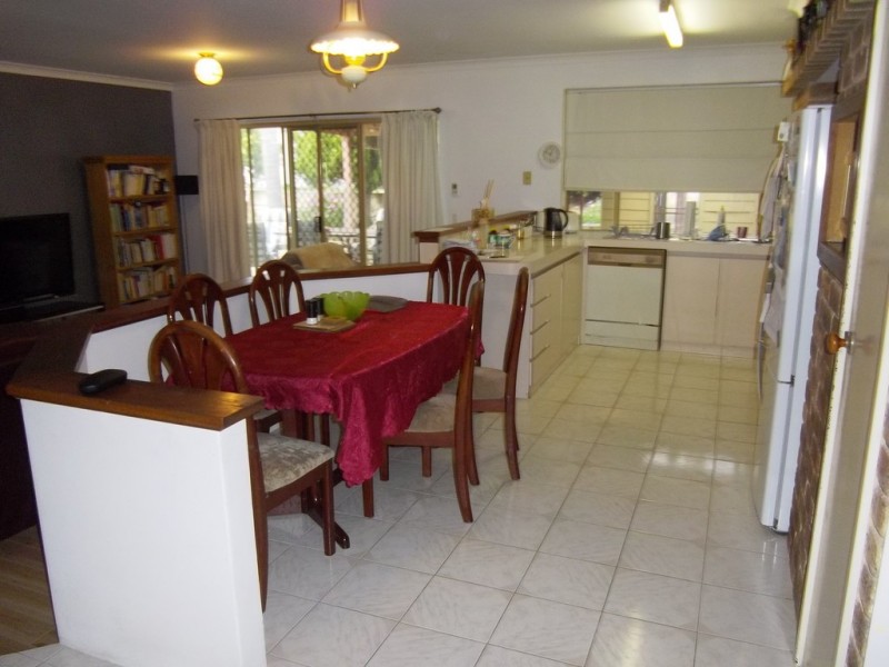 19 BOURNAN HEIGHTS, Parmelia WA 6167