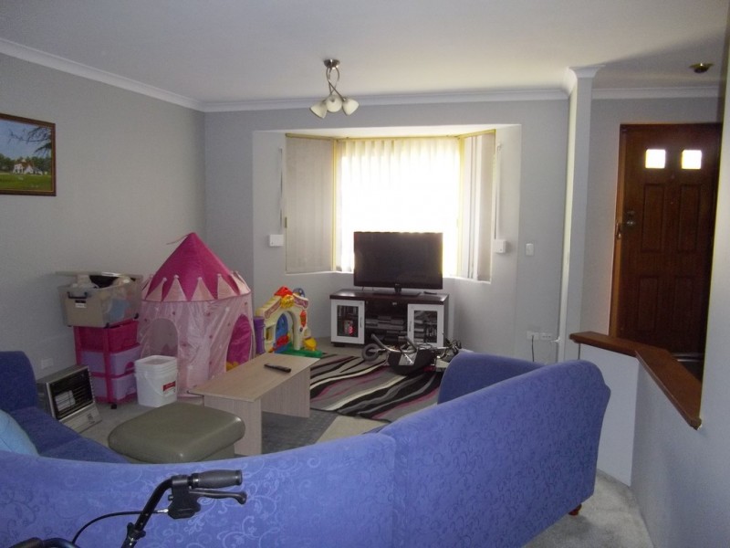 19 BOURNAN HEIGHTS, Parmelia WA 6167