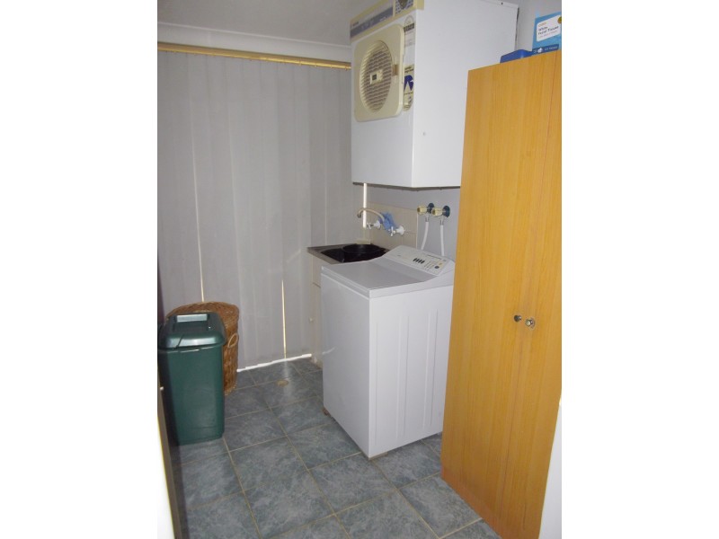 19 BOURNAN HEIGHTS, Parmelia WA 6167