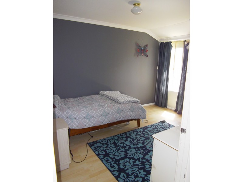 19 BOURNAN HEIGHTS, Parmelia WA 6167