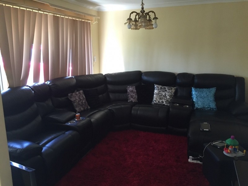 2 FERRIS GREEN, Parmelia WA 6167