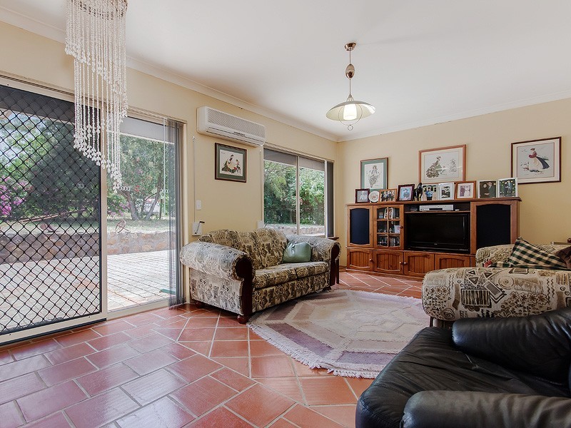 9 Shipwright Avenue, Wellard WA 6170