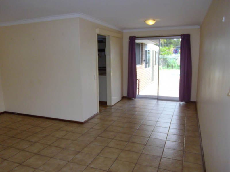 40 PEDDER WAY, Parmelia WA 6167