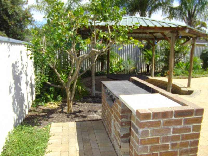 40 PEDDER WAY, Parmelia WA 6167