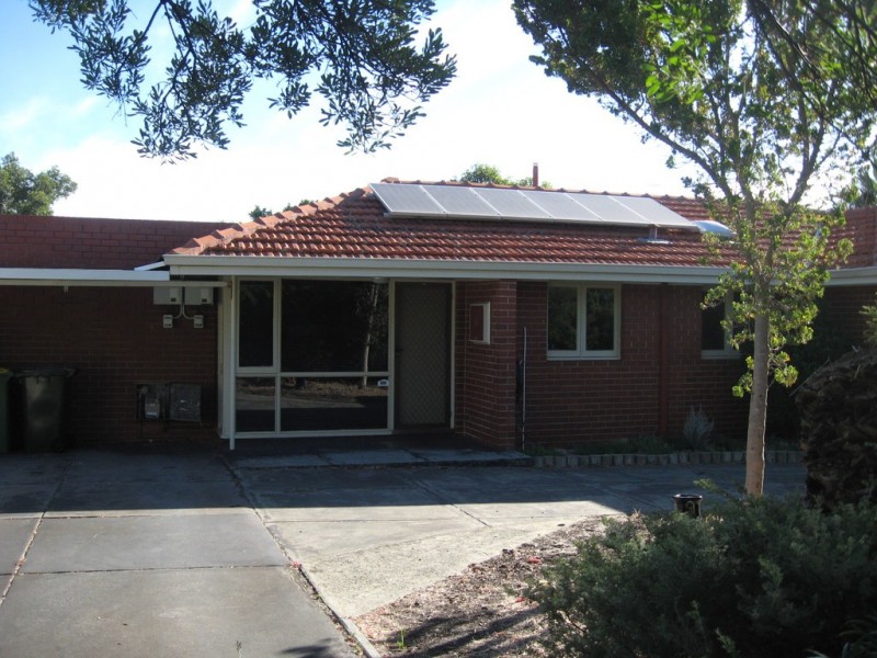 18 ADAMSON ROAD, Parmelia WA 6167