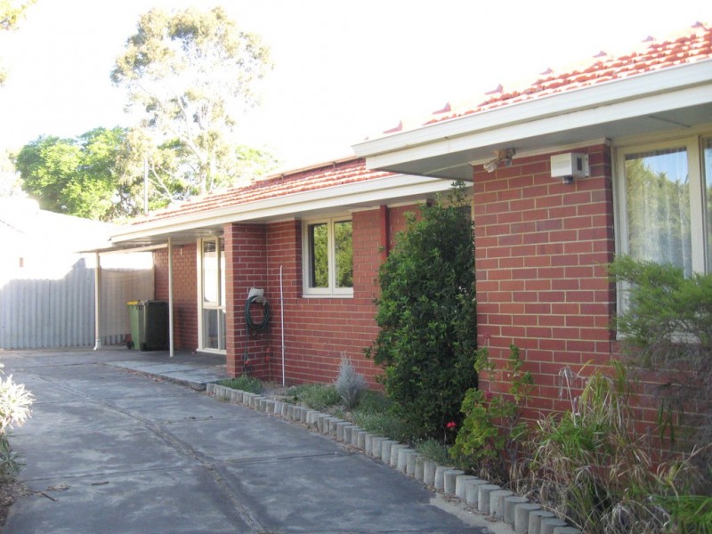 18 ADAMSON ROAD, Parmelia WA 6167