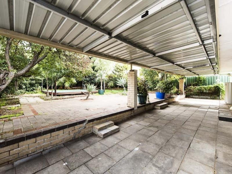 136 Calista Avenue, Calista WA 6167