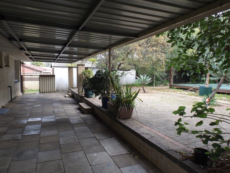 136 Calista Avenue, Calista WA 6167