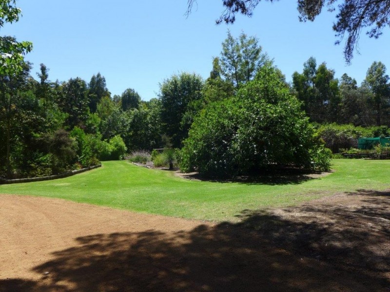 1187 Nanga Road, Dwellingup WA 6213