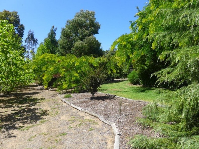 1187 Nanga Road, Dwellingup WA 6213