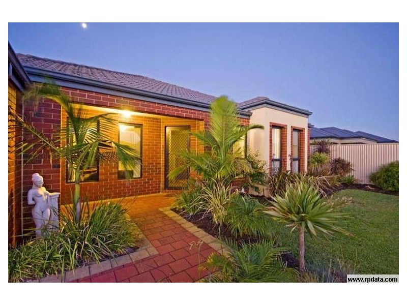 7 AMEER CRESCENT, Bertram WA 6167