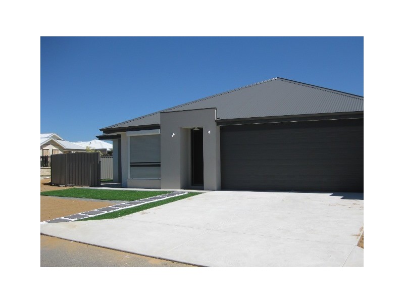 5A Surbiton Approach, Wellard WA 6170