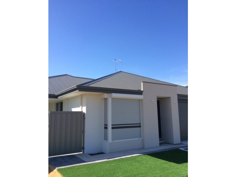 5A Surbiton Approach, Wellard WA 6170