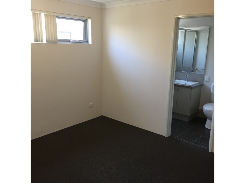 5A Surbiton Approach, Wellard WA 6170