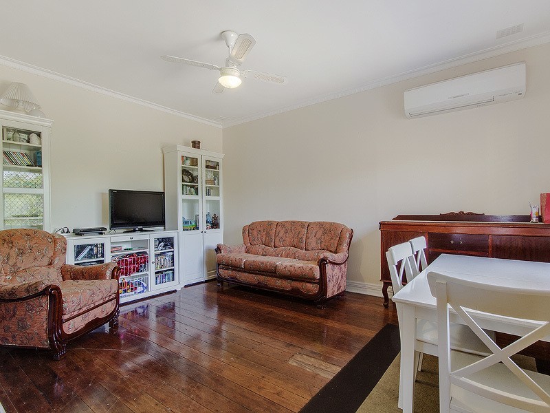 9 GROVER WAY, Medina WA 6167