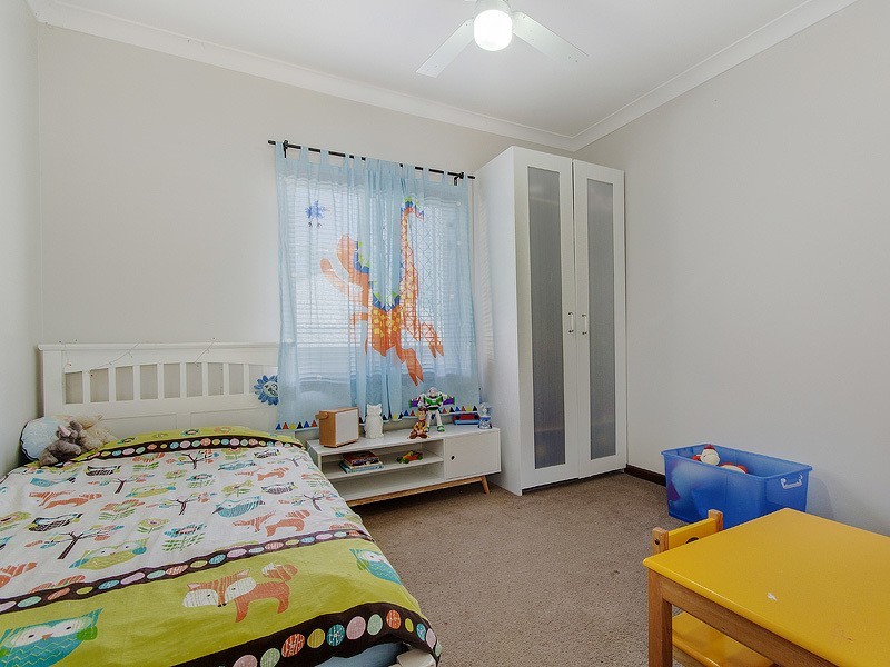 9 GROVER WAY, Medina WA 6167