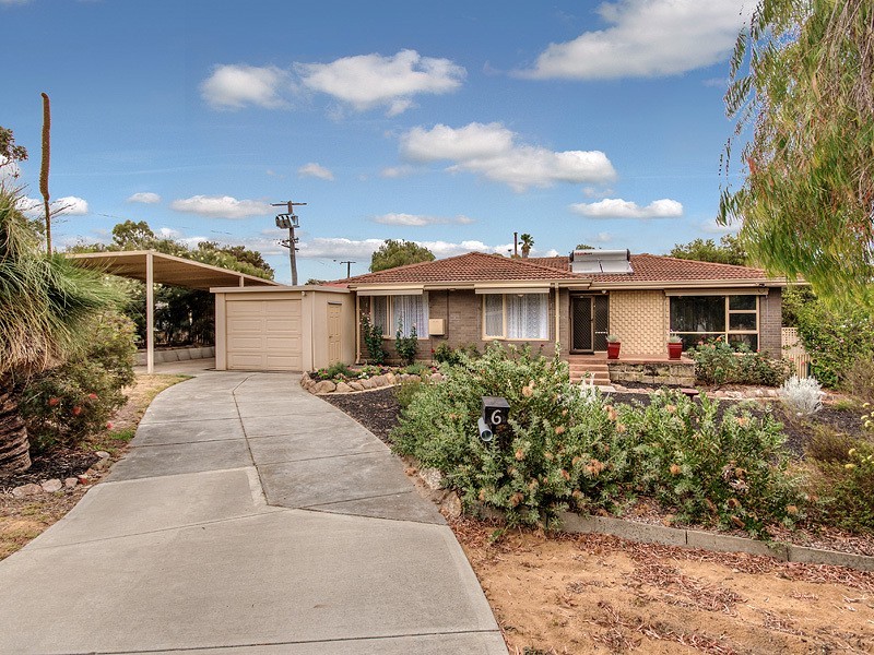 6 Coleman Road, Calista WA 6167