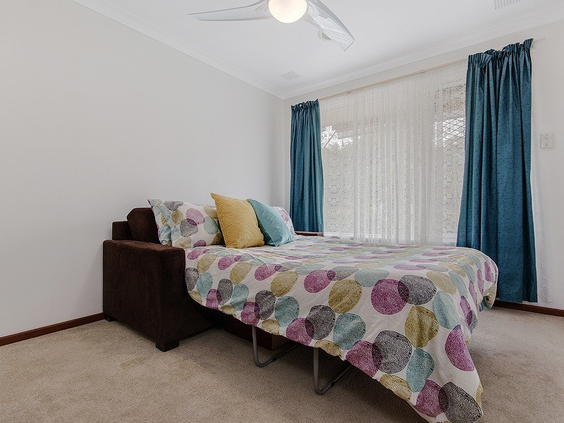 6 Coleman Road, Calista WA 6167