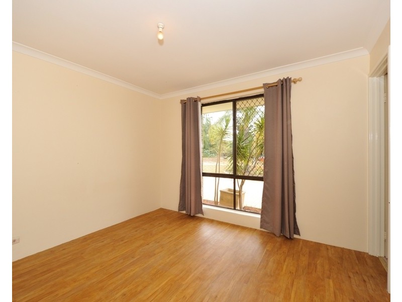 3 Blackboy Rise, Parmelia WA 6167