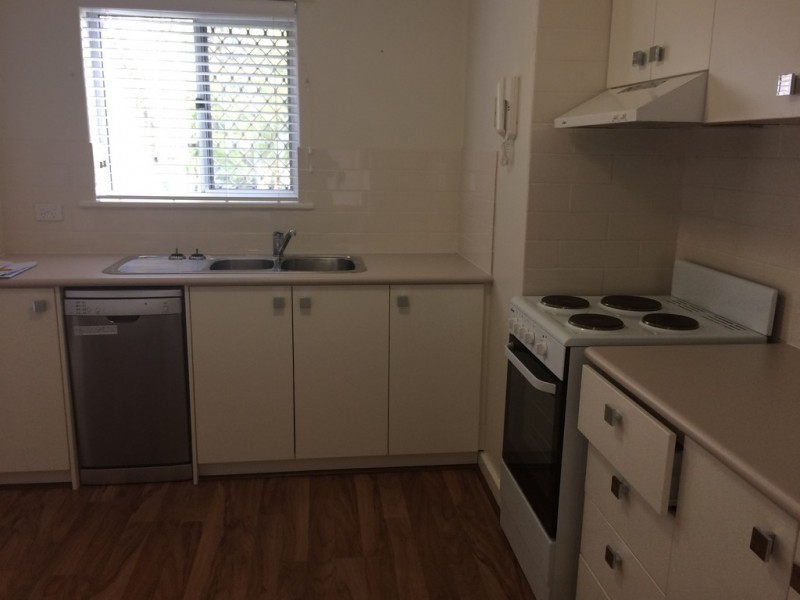 11 / 3 POWELL COURT, Orelia WA 6167