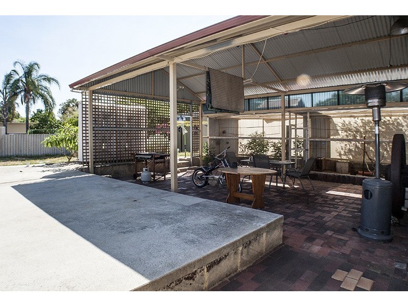 17 Ecton Street, Gosnells WA 6110