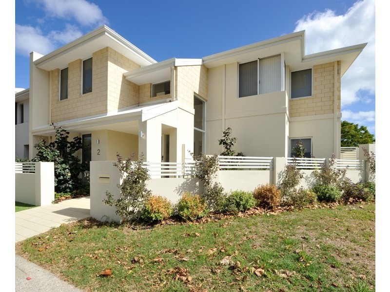 2 Emma Street, Rockingham WA 6168