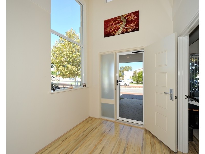 2 Emma Street, Rockingham WA 6168