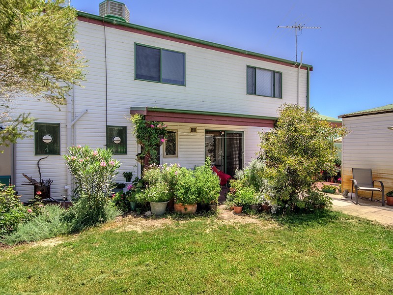 74 MURDOCH DRIVE, Singleton WA 6175