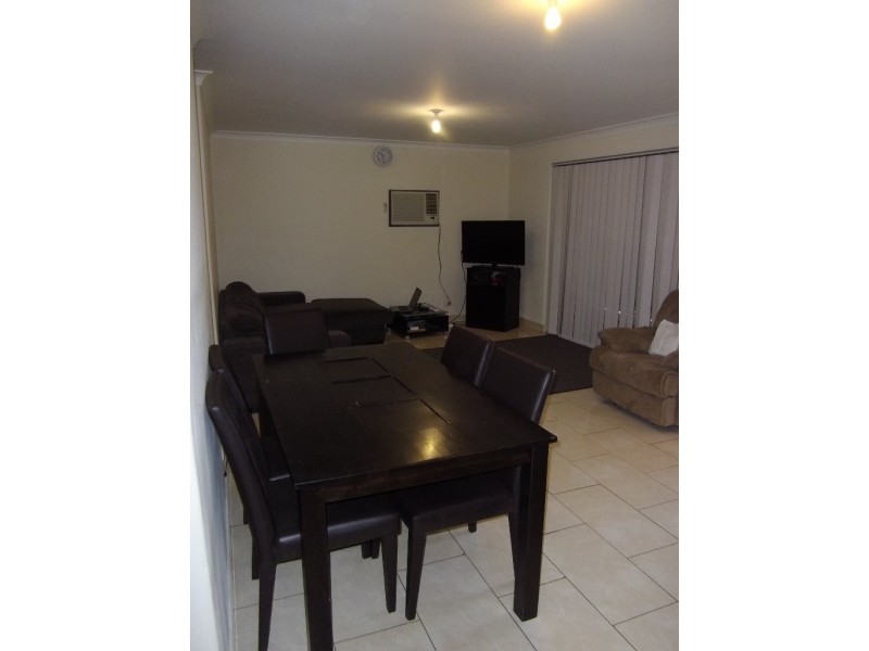 3 Moysey Court, Parmelia WA 6167