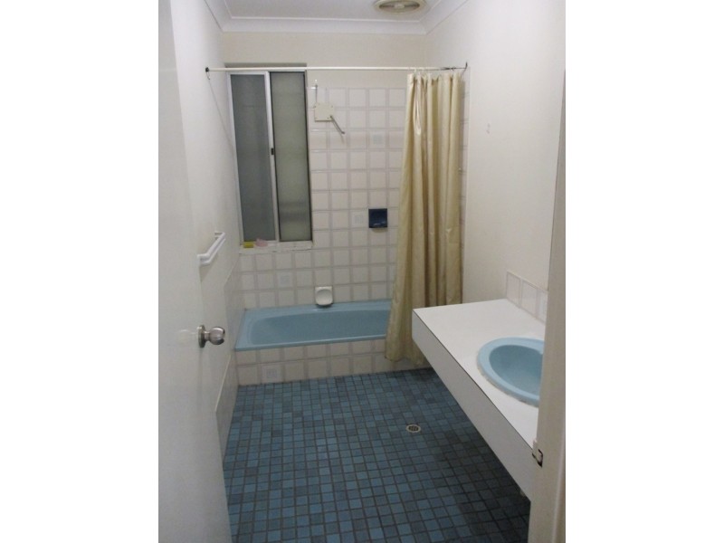 3 Moysey Court, Parmelia WA 6167