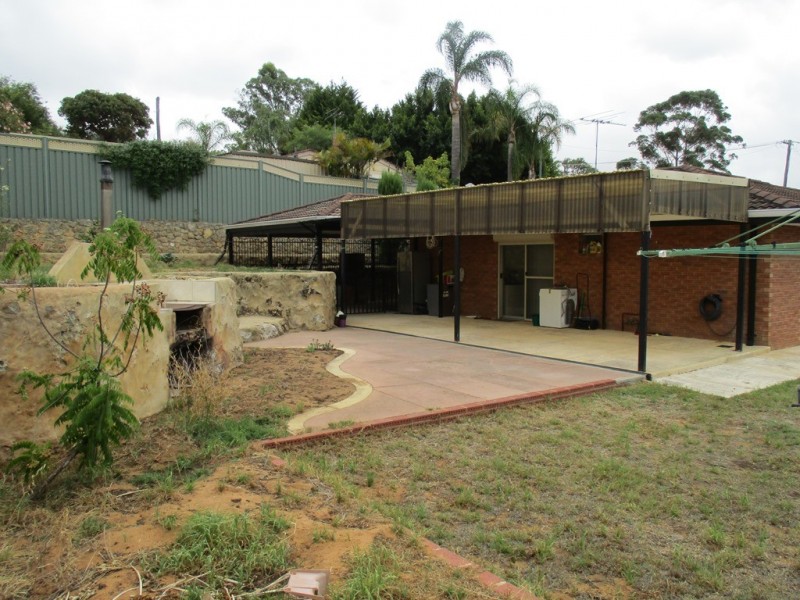 3 Moysey Court, Parmelia WA 6167