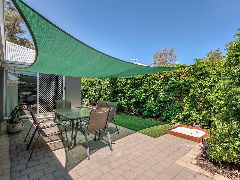 3 Lambeth Circle, Wellard WA 6170