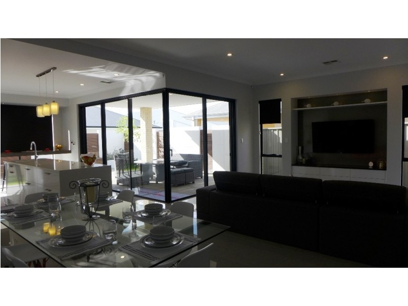 14 Bromsgrove Street, Wellard WA 6170