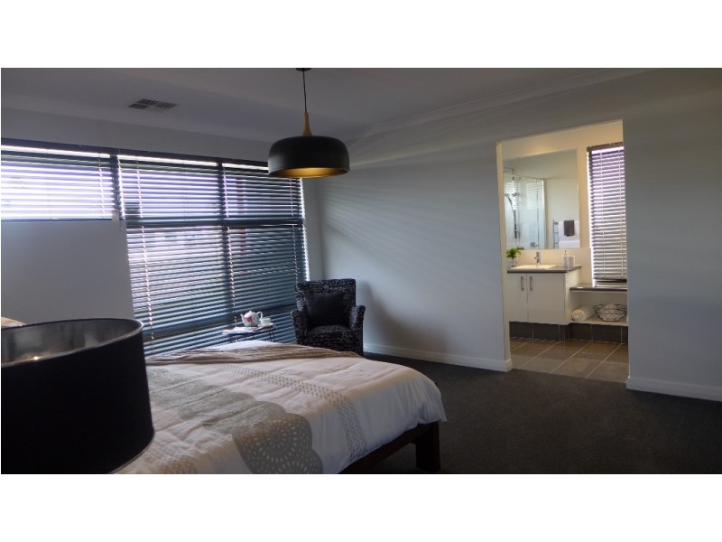 14 Bromsgrove Street, Wellard WA 6170