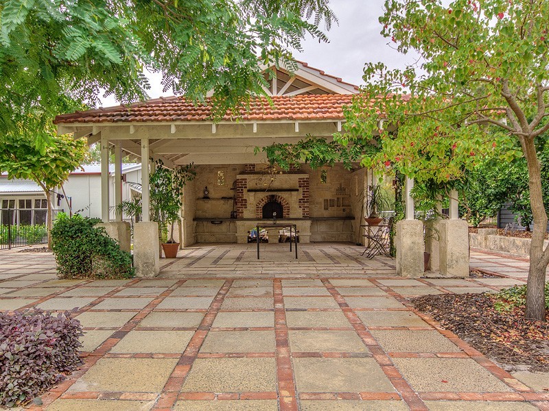 246 Duckpond Road, Wellard WA 6170