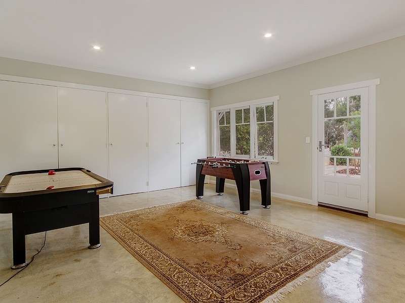 246 Duckpond Road, Wellard WA 6170