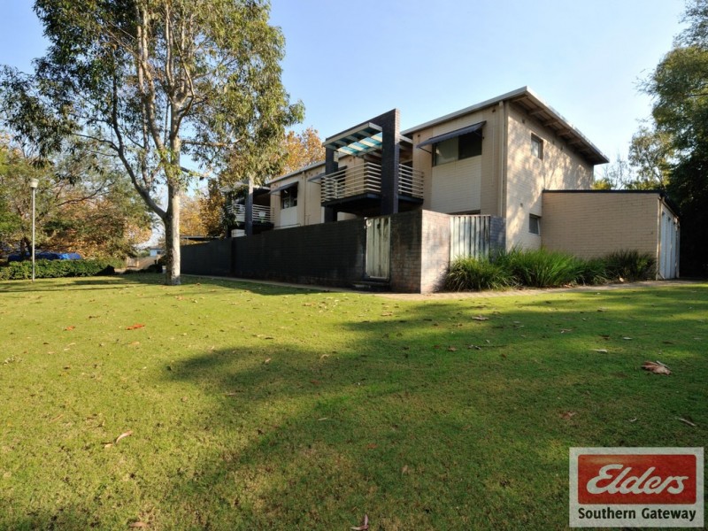 19/9 BEACHAM PLACE, Medina WA 6167