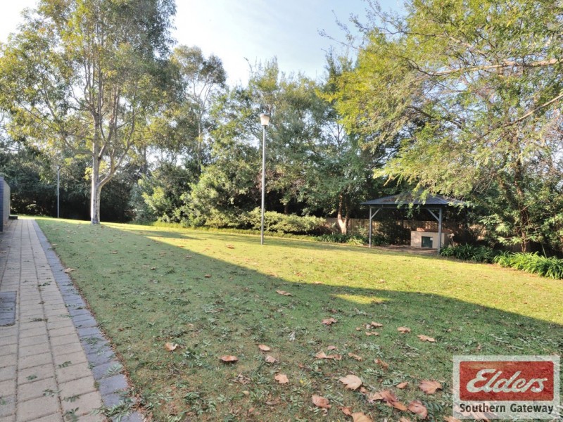 19/9 BEACHAM PLACE, Medina WA 6167