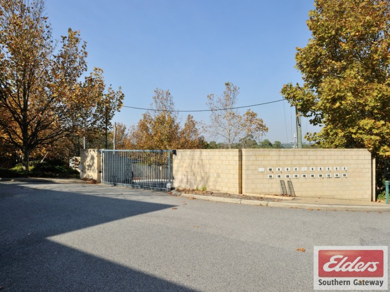 19/9 BEACHAM PLACE, Medina WA 6167