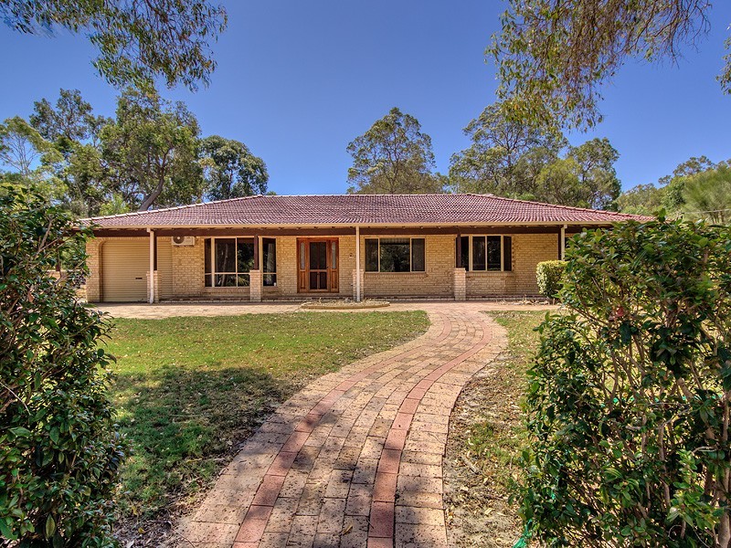 55 Silversmith Street, Wellard WA 6170