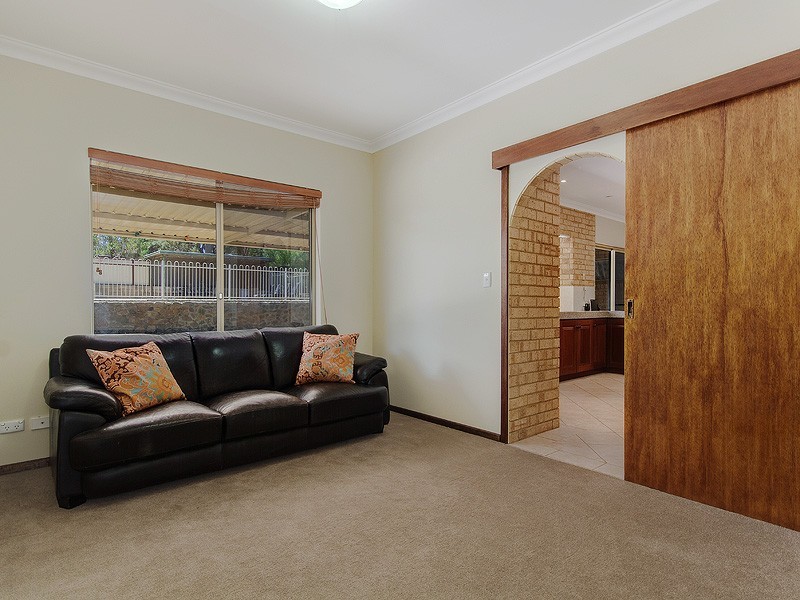 55 Silversmith Street, Wellard WA 6170