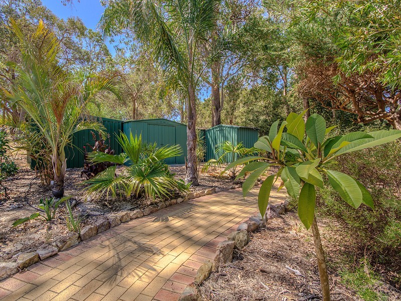 55 Silversmith Street, Wellard WA 6170