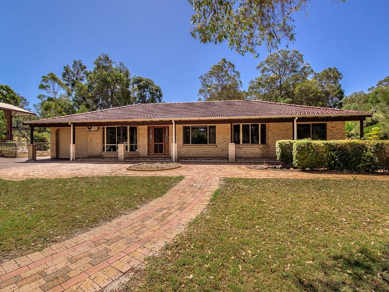 55 Silversmith Street, Wellard WA 6170